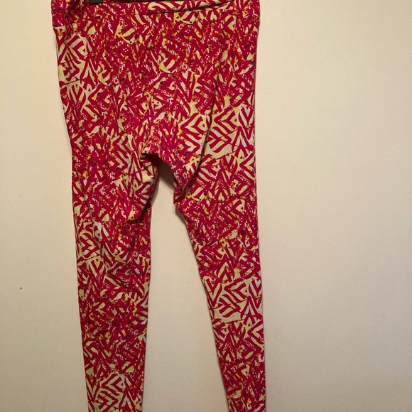 Lularoe Tall and Curvy Leggings - Picture 2 of 5